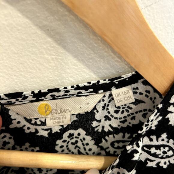 BODEN Black & White Paisley Dress Sz 12 - Picture 2 of 4